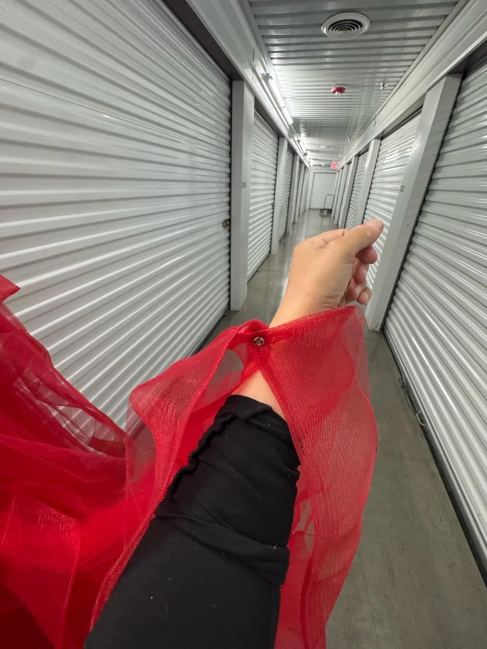 Glamour by Terani Red High-Low Tulle Gown – Size 6 - Picture 7 of 13